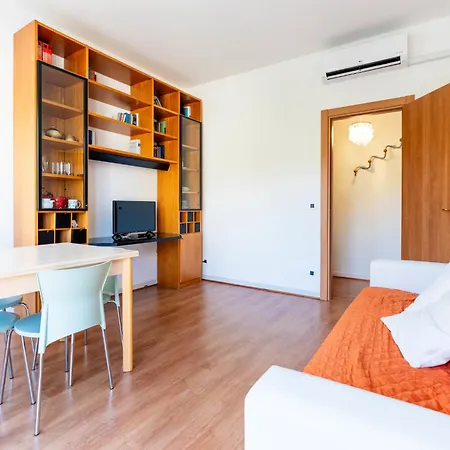 Апартаменти Central Cristina By Interhome *