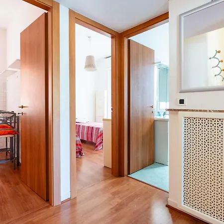 Central Cristina By Interhome *